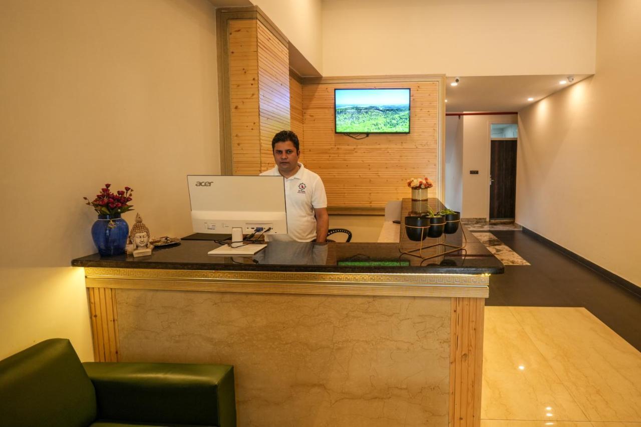 Hotel Square One By D'Polo ดารัมซาลา ภายนอก รูปภาพ